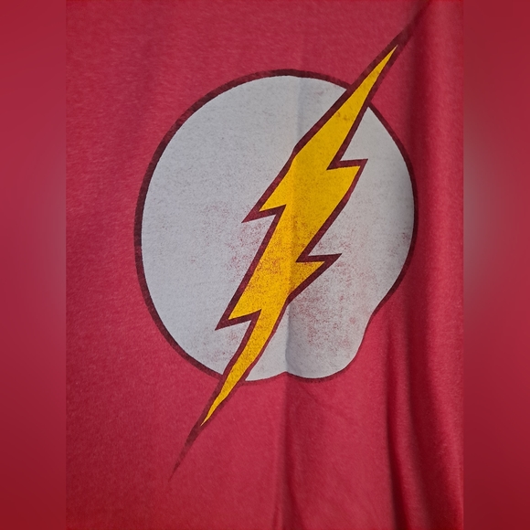 DC Comics Flash TShirt, Large - Picture 2 of 3